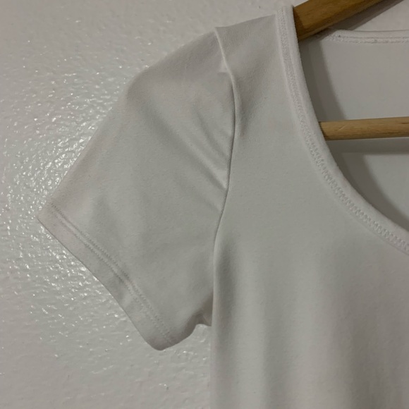 Hollister ,XS, White cropped top, soft material - Picture 3 of 6